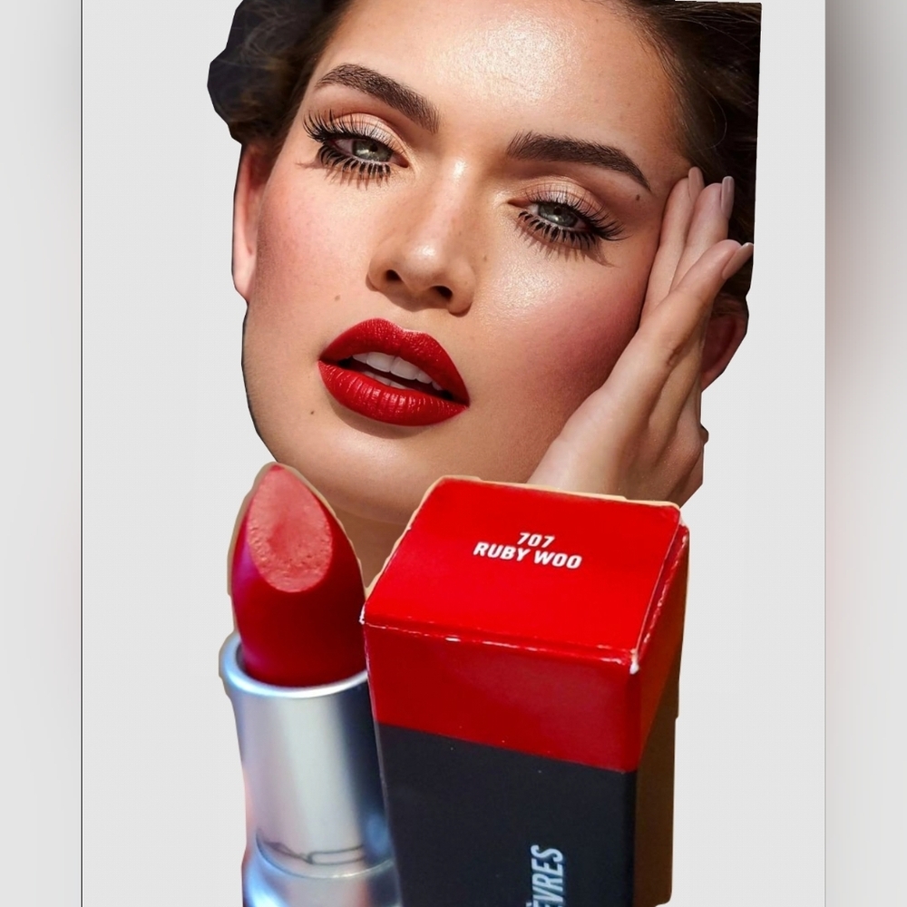MAC RUBY WOO Red - 0.1 oz / 3 g NWT